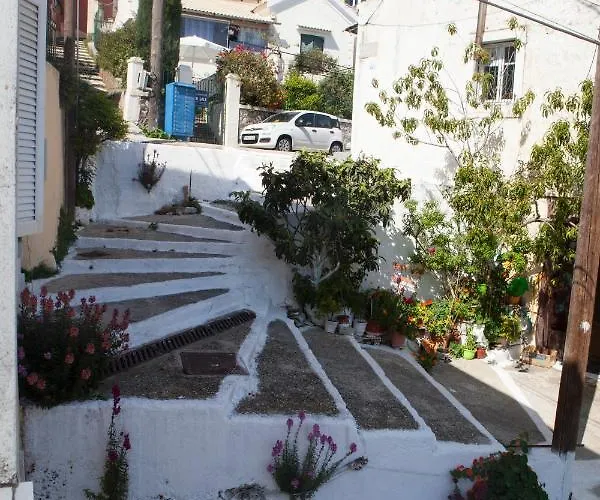 Ferienhaus Family House In Lakones *