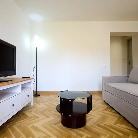 Family House In Lakones * Palaiokastritsa