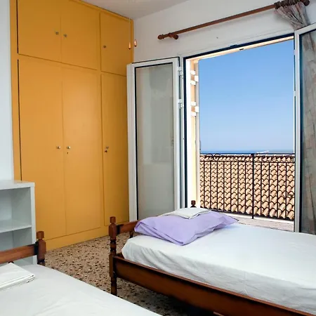 Family House In Lakones Paleokastritsa